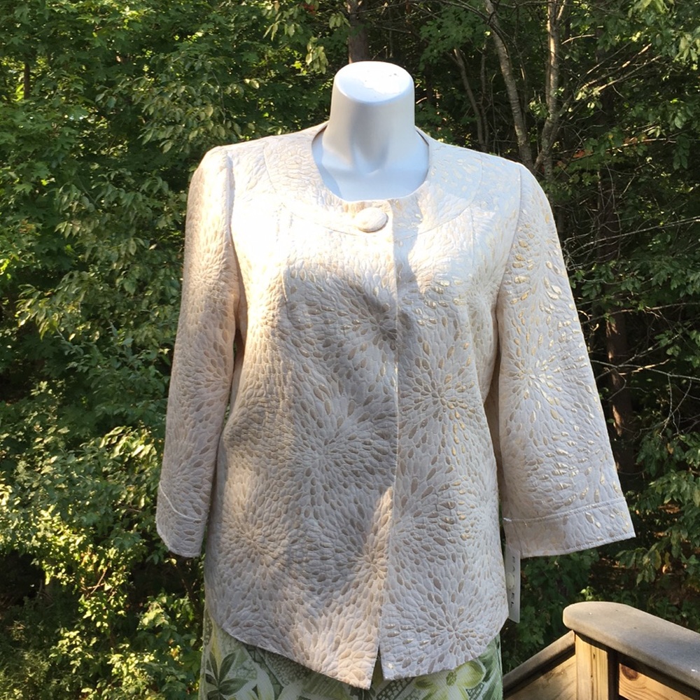 Raphael gold accent jacket size 18